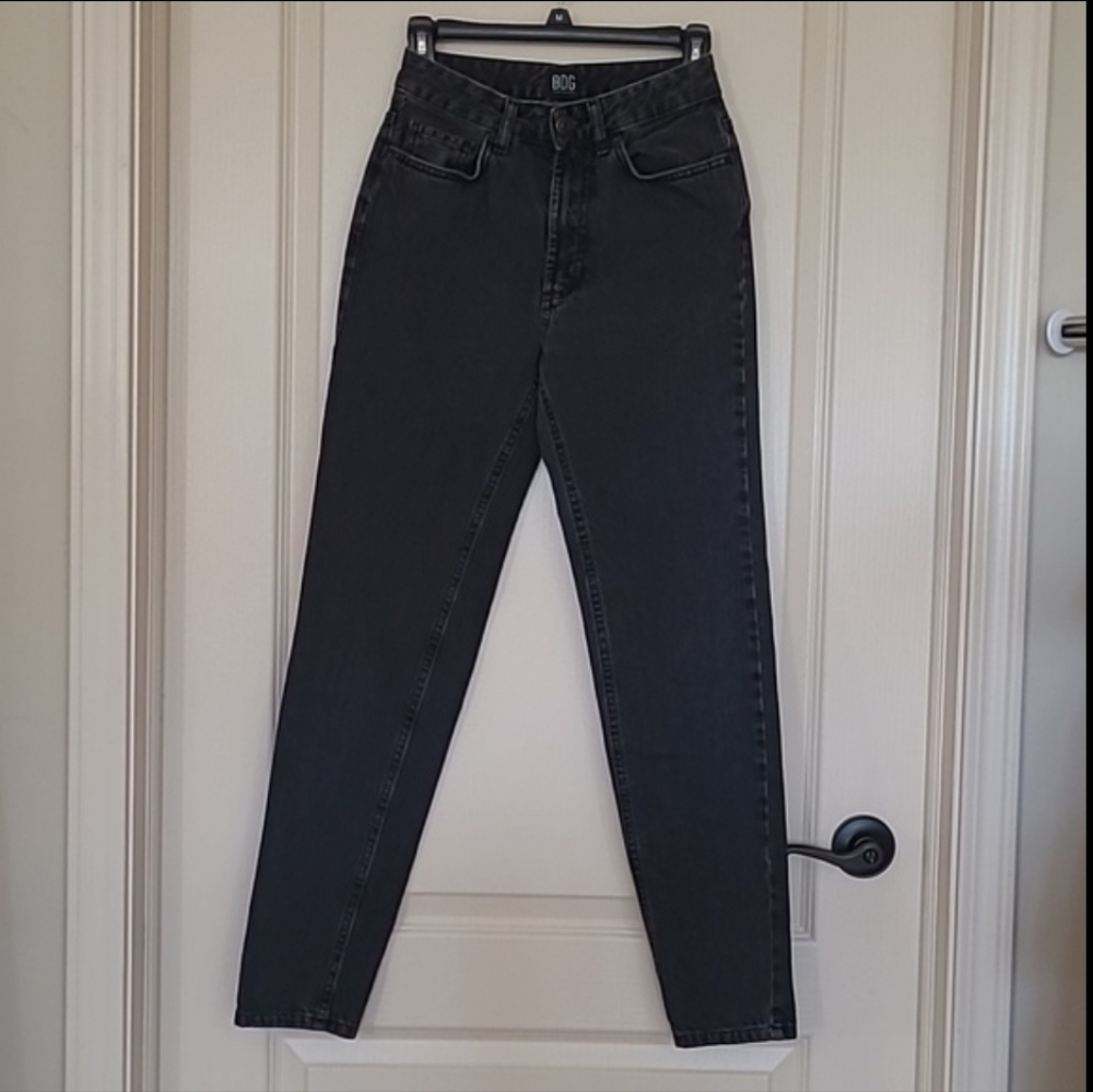 BDG High Rise Black Mom Jeans Size 24